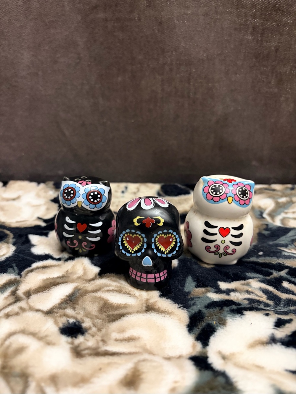 Day of the Dead Ceramic Skull & Owl Salt and Pepper Set - Black & White